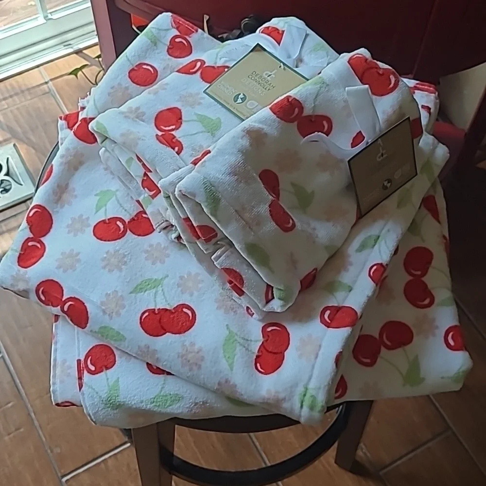 Deborah Connolly Bath Towel Set